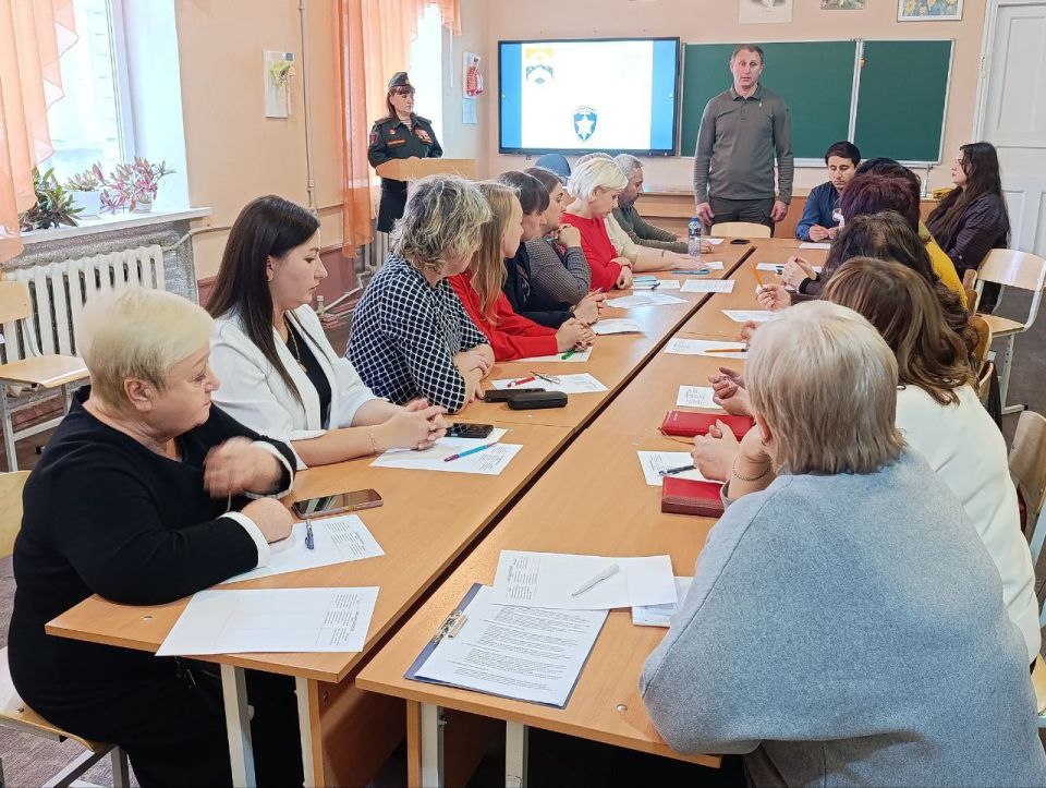 В Ждановке состоялось открытое мероприятие по духовно-нравственному и патриотическому воспитанию В Ждановке состоялось открытое мероприятие по духовно-нравственному и патриотическому воспитанию