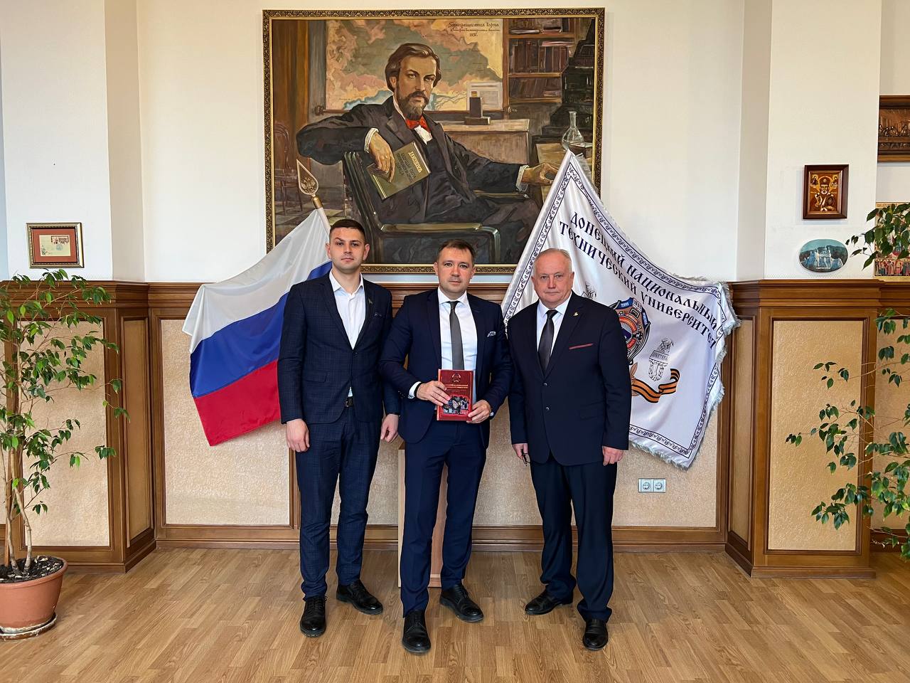 Заместитель Председателя Народного Совета ДНР Николай Сытов принял участие в торжественном открытии мастерской социального проектирования «Компас социальных проектов» в ДонНТУ Заместитель Председателя Народного Совета ДНР Николай Сытов принял участие в торжественном открытии мастерской социального проектирования «Компас социальных проектов» в ДонНТУ