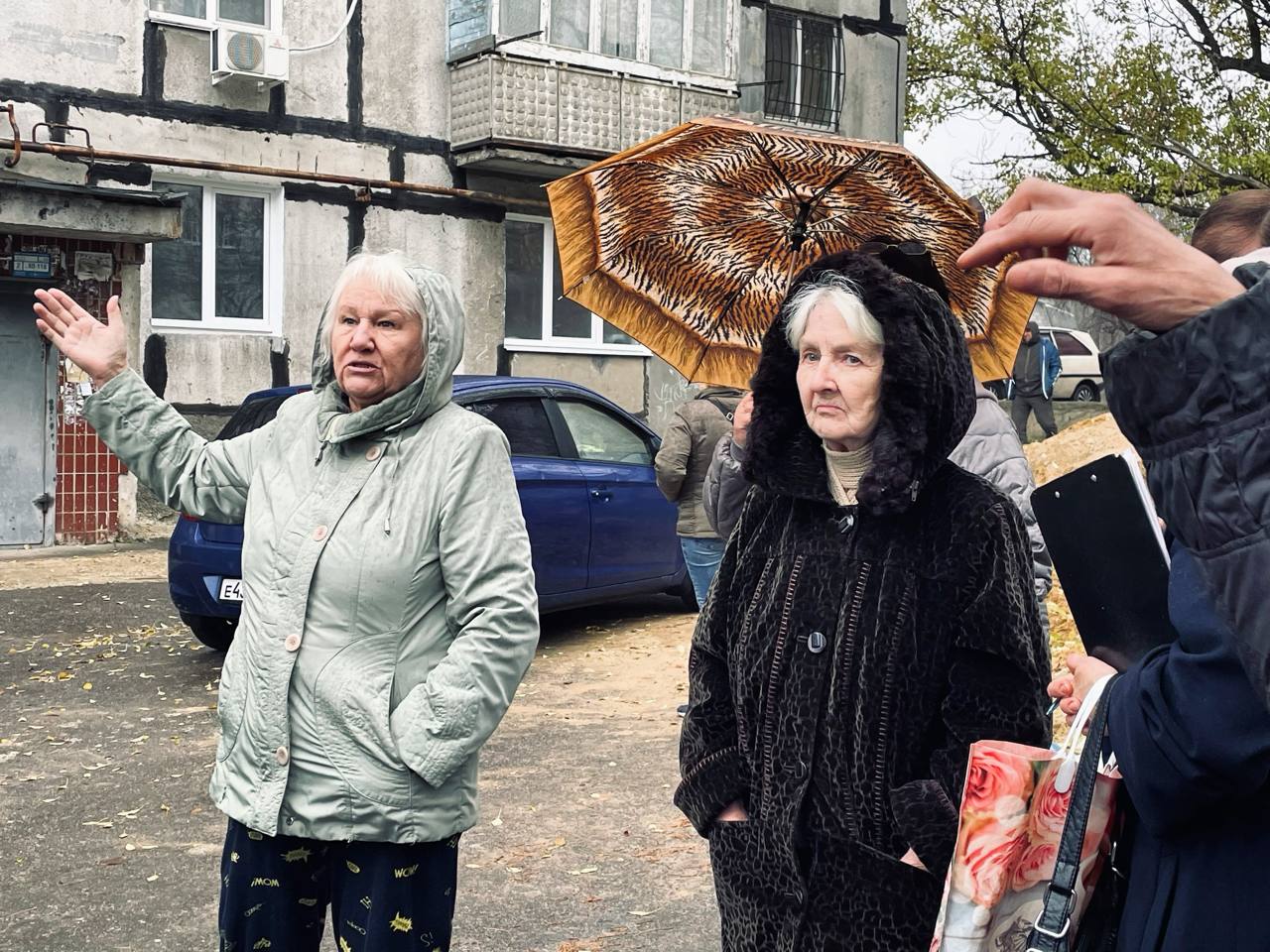 Анна Кондрыкинская: Вчера с коллегами-партийцами выехали к жителям Ленинского района, ул. Речная Анна Кондрыкинская: Вчера с коллегами-партийцами выехали к жителям Ленинского района, ул. Речная