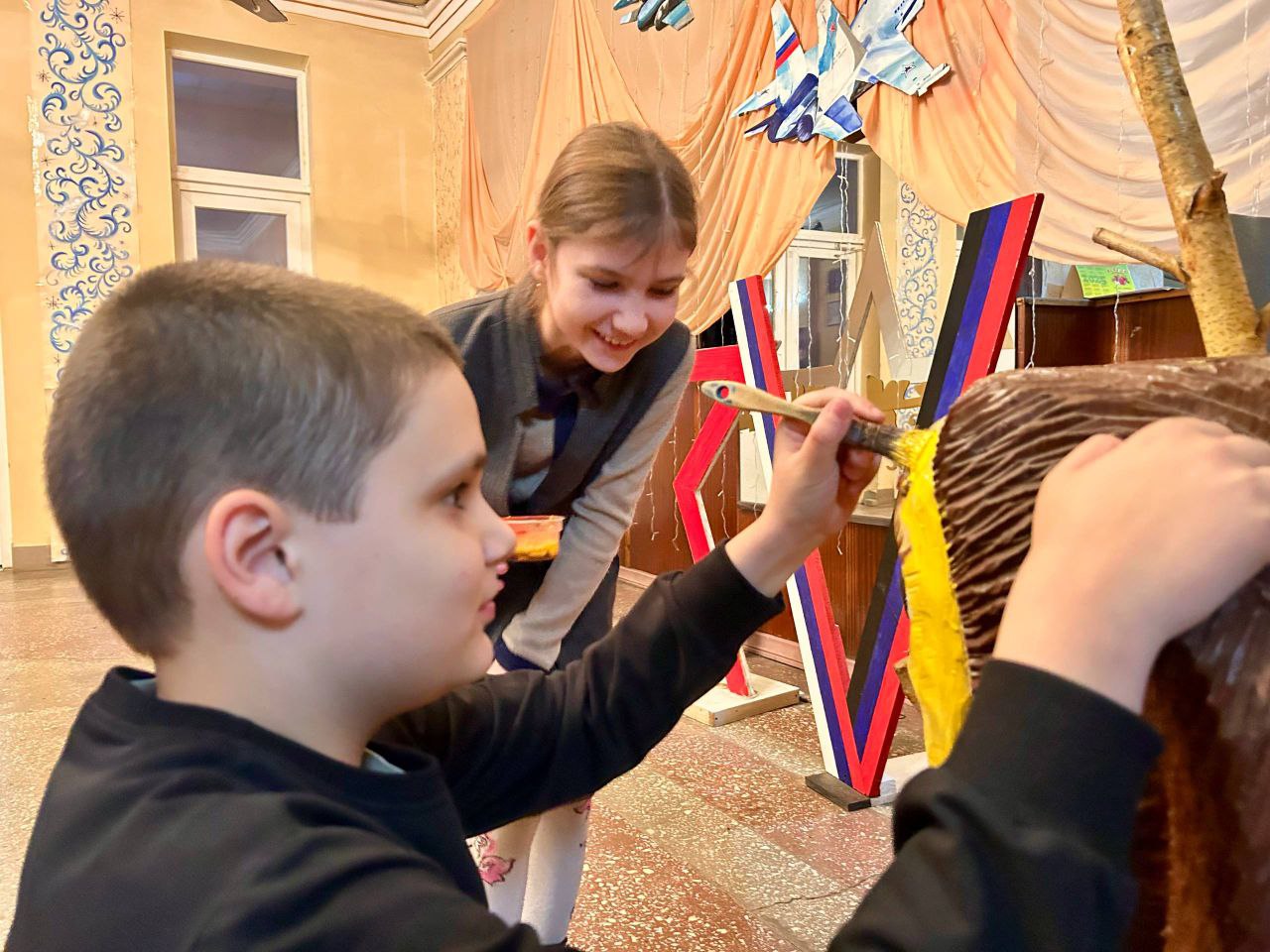 Сегодня, 13 ноября, во Всемирный день доброты, по инициативе члена Общественного совета муниципального округа Донецк, председателя Совета женщин Куйбышевского района г. Донецка, директора ДК Натальи Такташвой в нашем Дворце... Сегодня, 13 ноября, во Всемирный день доброты, по инициативе члена Общественного совета муниципального округа Донецк, председателя Совета женщин Куйбышевского района г. Донецка, директора ДК Натальи Такташвой в нашем Дворце...