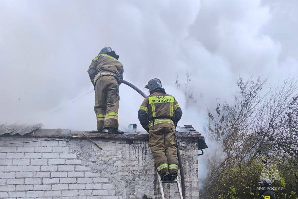 В Новоазовске сотрудники МЧС России ликвидировали пожар В Новоазовске сотрудники МЧС России ликвидировали пожар