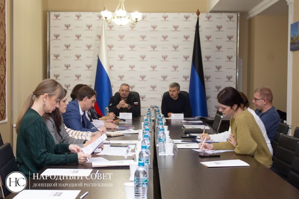 В Народном Совете обсудили законодательное обеспечение определения нормативной цены земельных участков В Народном Совете обсудили законодательное обеспечение определения нормативной цены земельных участков