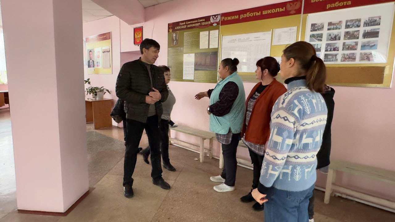 Наталья Бегуненко: По поручению Главы ДНР Дениса Пушилина в Петровском районе продолжаются встречи с населением Наталья Бегуненко: По поручению Главы ДНР Дениса Пушилина в Петровском районе продолжаются встречи с населением