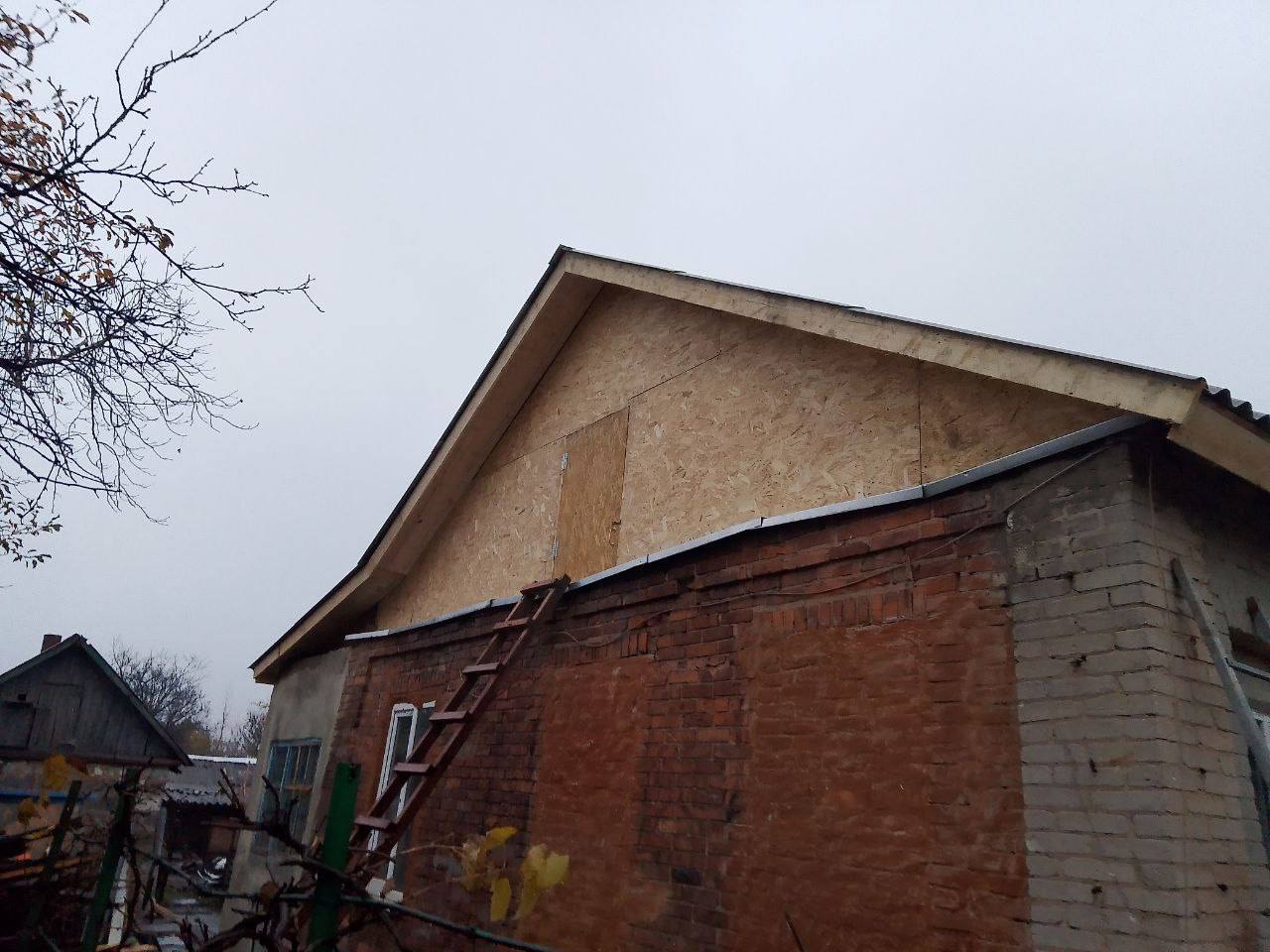 Александр Пеняев: Силами волонтеров в Авдеевке восстановлен еще один дом Александр Пеняев: Силами волонтеров в Авдеевке восстановлен еще один дом