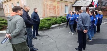 Валентин Левченко: Заместитель главы администрации городского округа Донецк Тимур Артеменко провел встречу с трудовым коллективом районной эксплуатационной службы по газоснабжению и газификации «Донбассгаз»