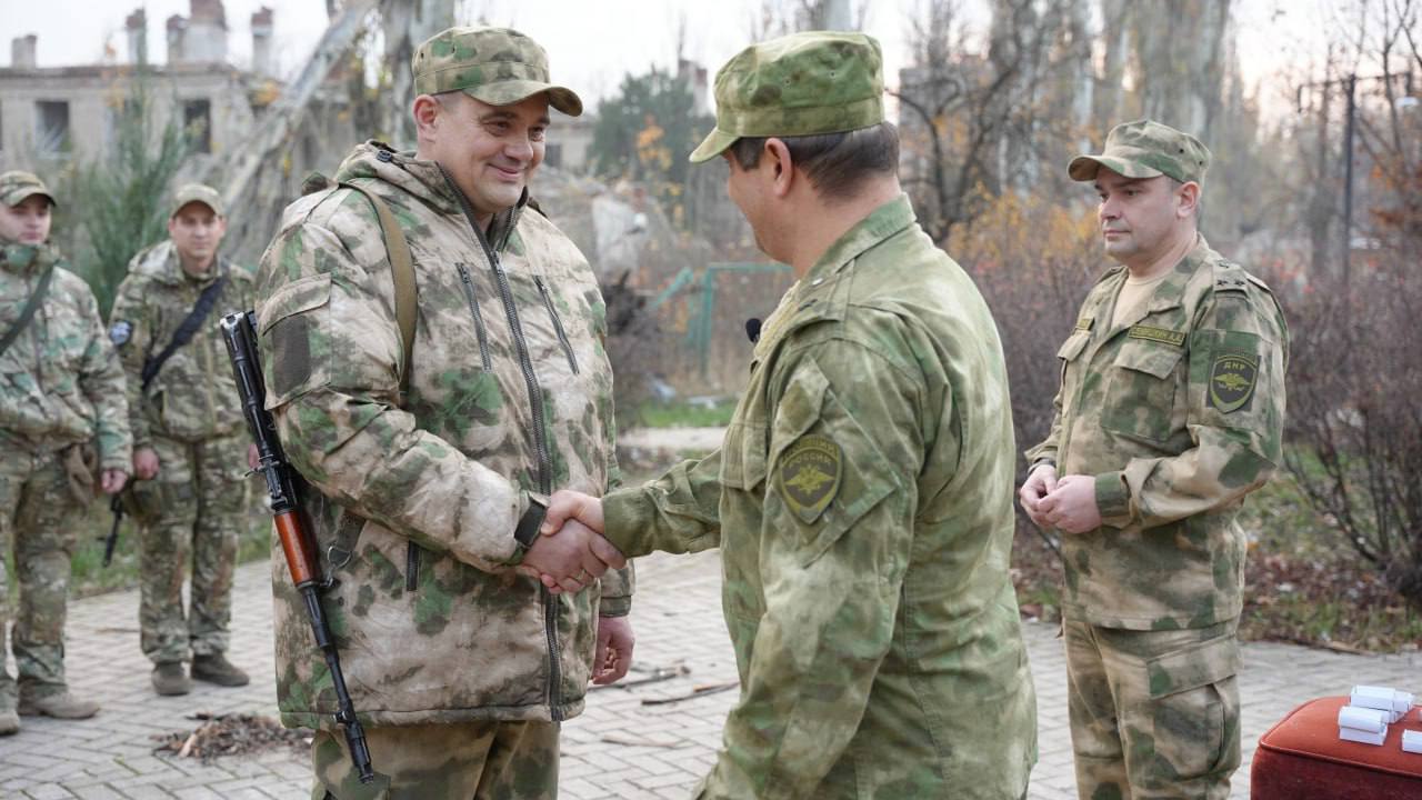 В ДНР наградили полицейских, работающих на освобожденных территориях