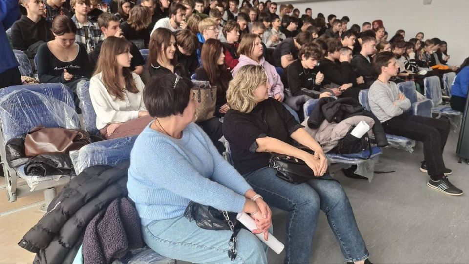 Молодежь Донбасса против терроризма: вместе за безопасное будущее! Молодежь Донбасса против терроризма: вместе за безопасное будущее!