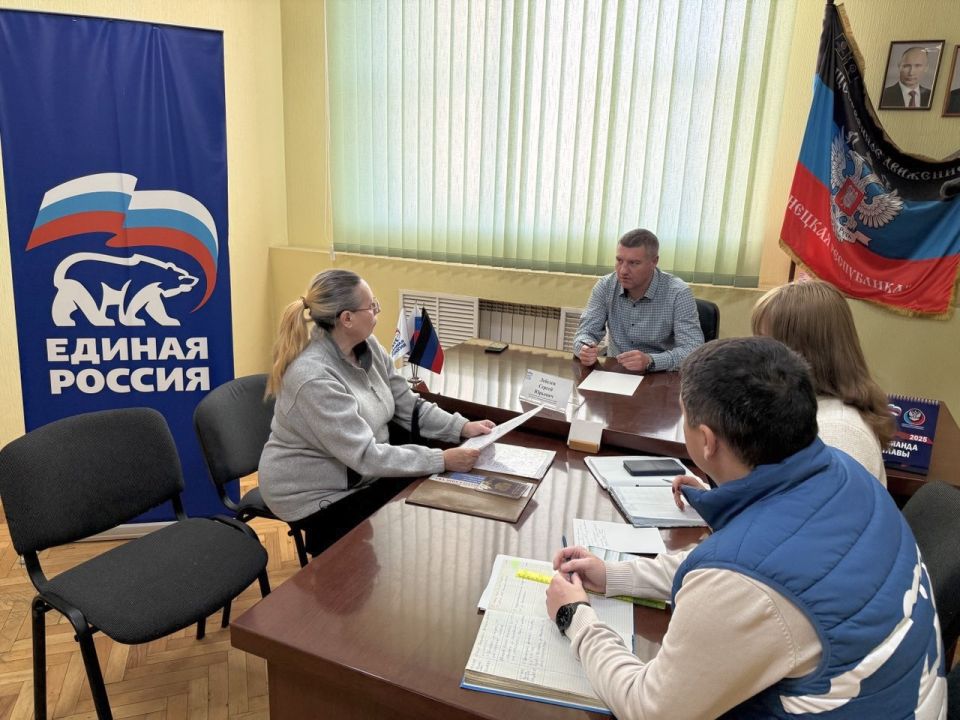 Сергей Лебедев ответил на вопросы жителей Шахтерска Сергей Лебедев ответил на вопросы жителей Шахтерска