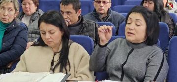 Игорь Мартынов: Состоялось важное и содержательное совещание с Антоном Агафоновым прокурором города Енакиево, руководителем Единого фонда по управлению МКД ДНР Евгением Смирновым, врип главы Краснолиманского округа Олегом...