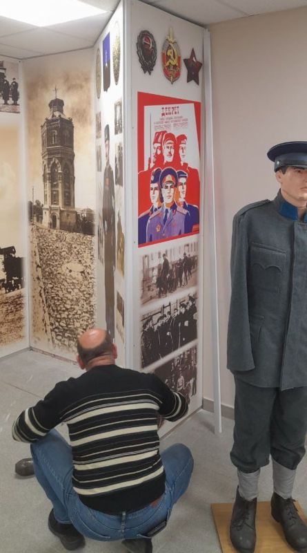 В Мариуполе открылся «Зал памяти» полиции — экспозиция, созданная при поддержке Санкт-Петербурга В Мариуполе открылся «Зал памяти» полиции — экспозиция, созданная при поддержке Санкт-Петербурга