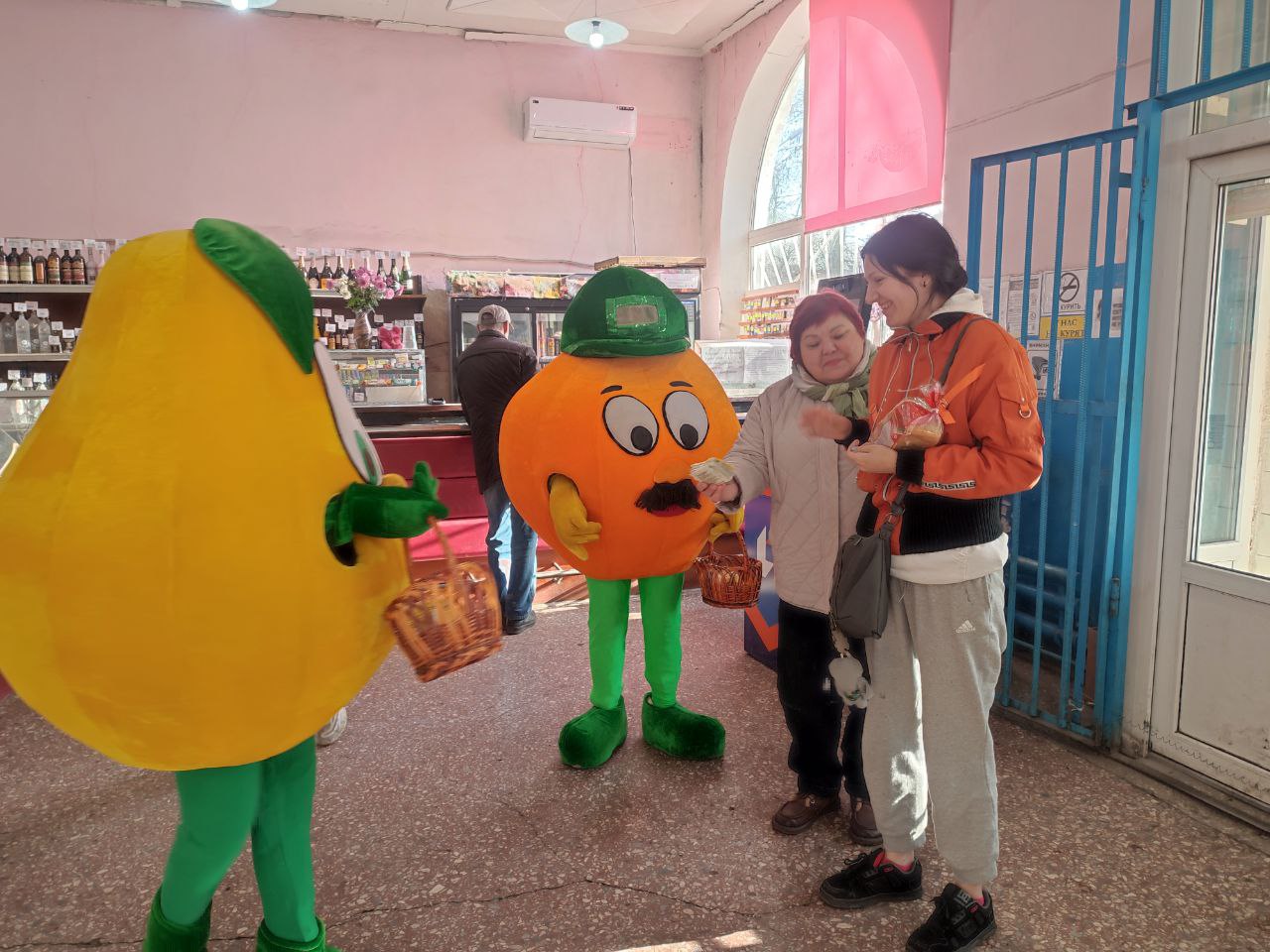 Активируем иммунитет! В поселке Северный прошла витаминная акция "С-уперсила против простуды" Активируем иммунитет! В поселке Северный прошла витаминная акция "С-уперсила против простуды"