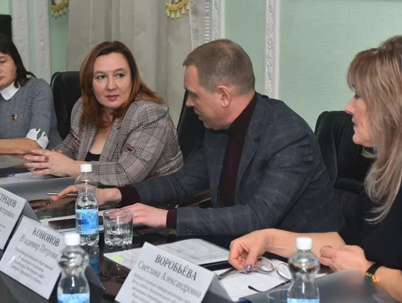 Самбо – в школу. В Донецке обсудили развитие отечественного вида спорта Самбо – в школу. В Донецке обсудили развитие отечественного вида спорта