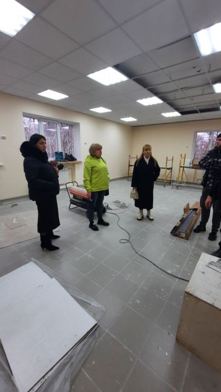 Заместитель Министра культуры Вита Викторовна Пащенко продолжила посещение объектов, находящихся в стадии капитального ремонта, в целях осуществления контроля за ходом реализации мероприятий по модернизации учреждений...