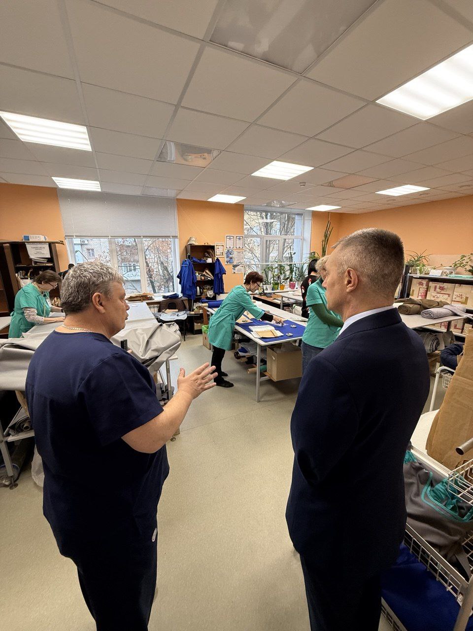 Посетил Донецкий республиканский протезно-ортопедический центр Посетил Донецкий республиканский протезно-ортопедический центр