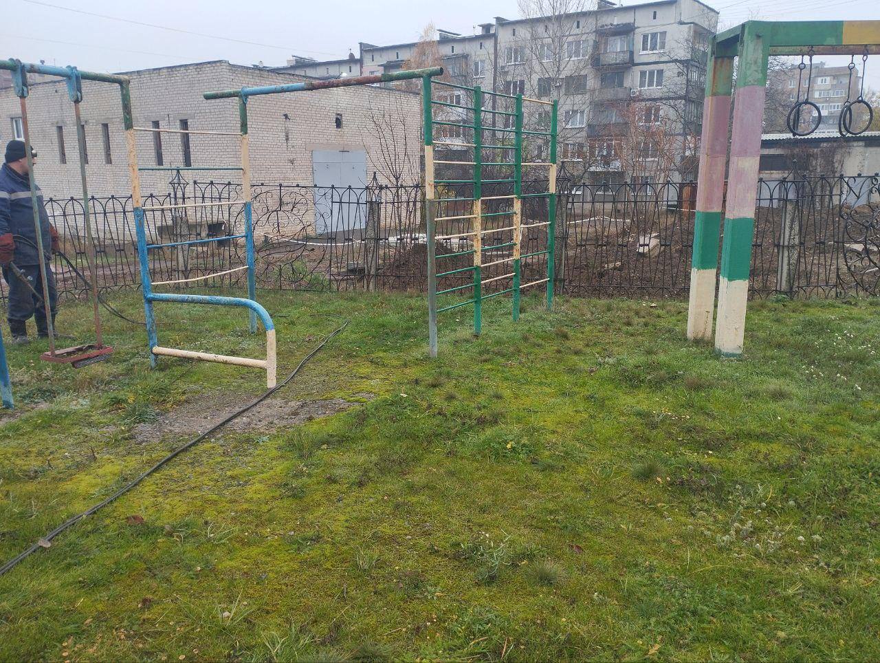 Нижегородские аварийные бригады совместно с филиалом "Харцызское ПУВКХ" ГУП ДНР "Вода Донбасса" заменили трубопровод в Харцызске Нижегородские аварийные бригады совместно с филиалом "Харцызское ПУВКХ" ГУП ДНР "Вода Донбасса" заменили трубопровод в Харцызске