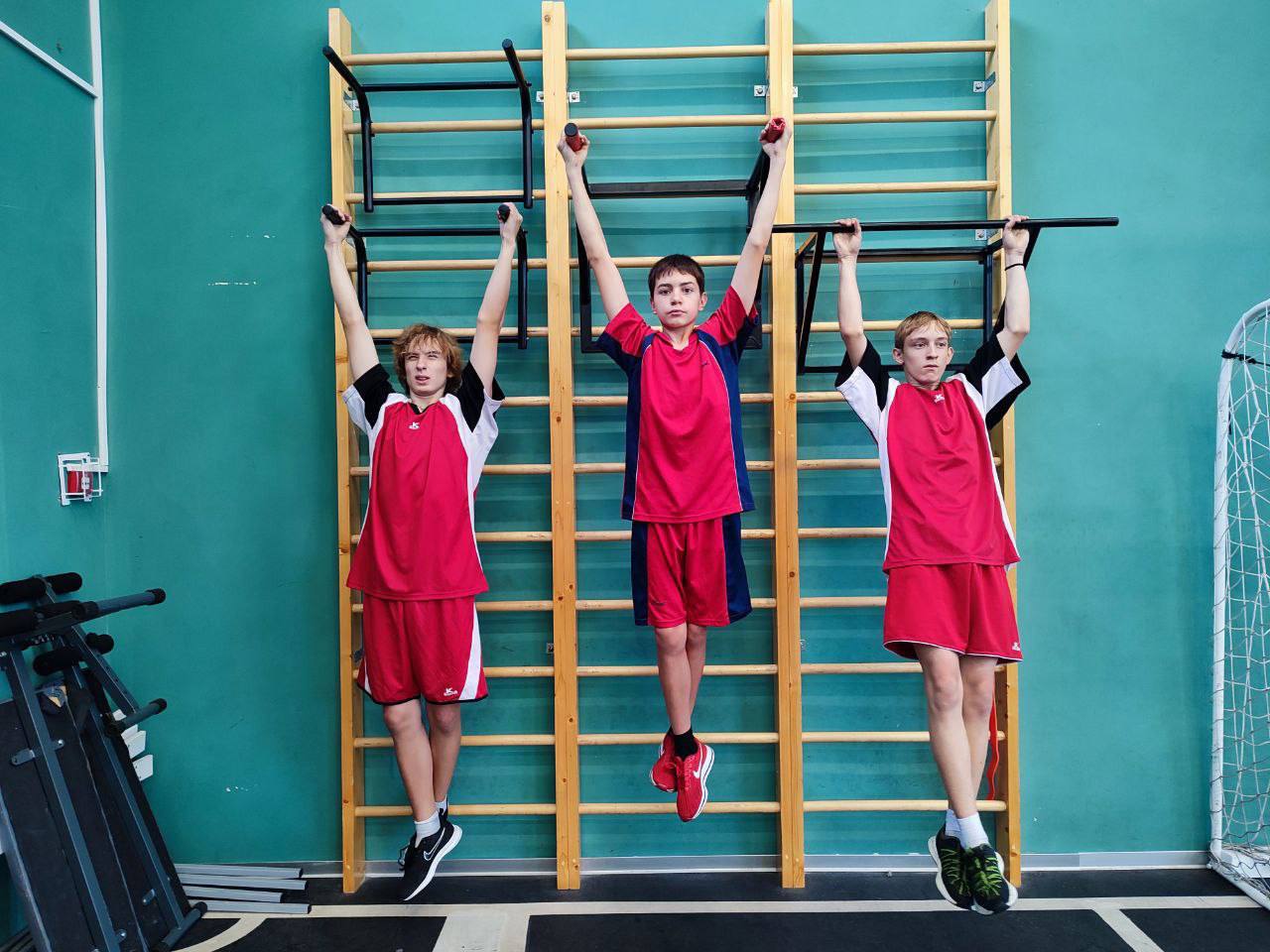 С целью повышения квалификации учителей физической культуры, содействие обмену опытом между ними и тренерами-преподавателями Камчатского края, а также ознакомления с современными методиками тренировочного процесса и... С целью повышения квалификации учителей физической культуры, содействие обмену опытом между ними и тренерами-преподавателями Камчатского края, а также ознакомления с современными методиками тренировочного процесса и...