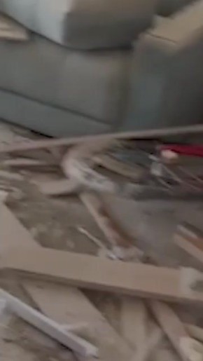    :.                            8...