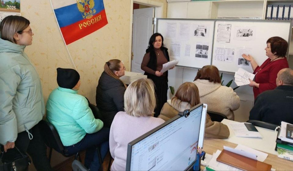 Отдел опеки и попечительства администрации городского округа Иловайск провел важную встречу с опекунами детей-сирот и детей, оставшихся без попечения родителей Отдел опеки и попечительства администрации городского округа Иловайск провел важную встречу с опекунами детей-сирот и детей, оставшихся без попечения родителей
