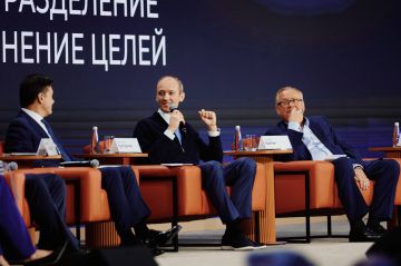 Ответы – качественнее, кликов для оформления услуг – меньше: у ИИ появляются новые «полномочия»