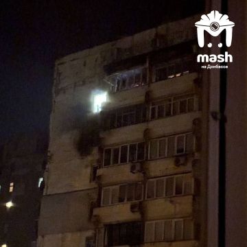Беспилотник ударил по жилому дому на Днепродзержинской улице в Донецке