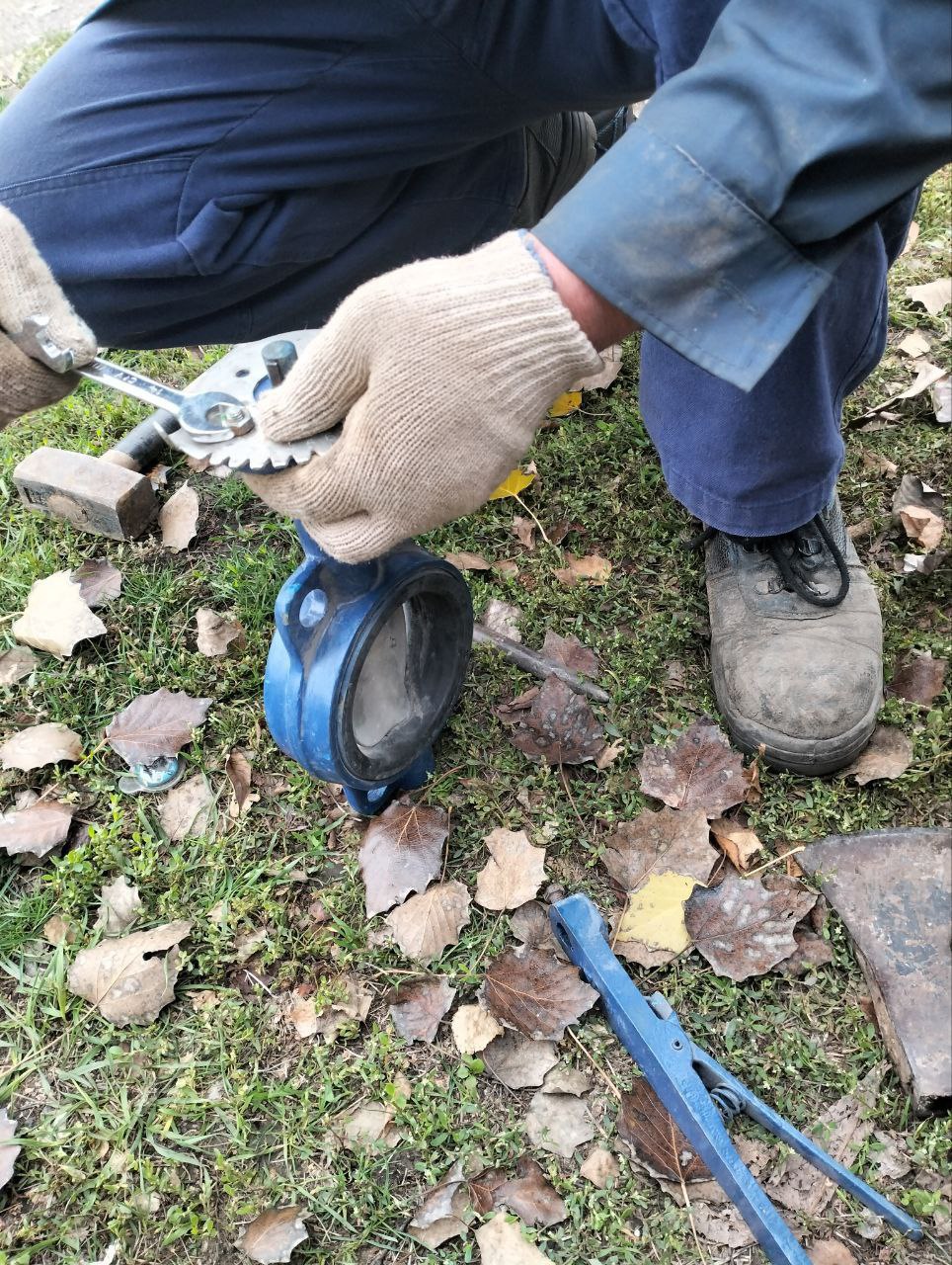 Наталья Великодная: Ремонтно-восстановительные работы по замене аварийных участков водопроводной сети продолжаются Наталья Великодная: Ремонтно-восстановительные работы по замене аварийных участков водопроводной сети продолжаются