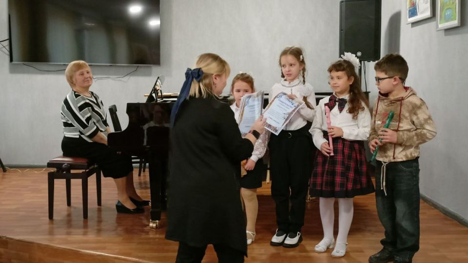 Посвящение в духовики «Первые аплодисменты» Посвящение в духовики «Первые аплодисменты»