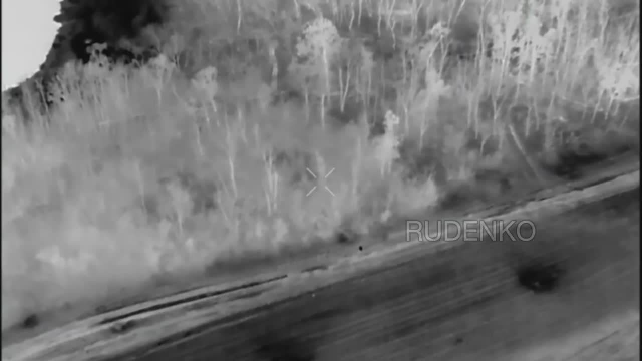 Андрей Руденко: На Константиновском направлении в ДНР операторы БпЛА 150-й гв.мсд «Южной» группировки войск обнаружили и уничтожили два пункта управления БпЛА ВСУ в лесном массиве