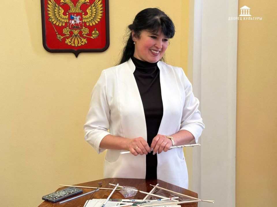 14 ноября в Харцызском городском Дворце культуры совместно с Отделением филиала Фонда «Защитники Отечества» по г. Харцызск состоялся мастер-класс по декоративному искусству 14 ноября в Харцызском городском Дворце культуры совместно с Отделением филиала Фонда «Защитники Отечества» по г. Харцызск состоялся мастер-класс по декоративному искусству