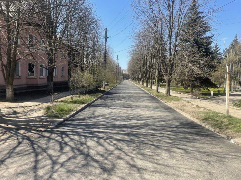 За два года камчатские специалисты восстановили больше 8 км дорог в Светлодарске и Мироновском За два года камчатские специалисты восстановили больше 8 км дорог в Светлодарске и Мироновском