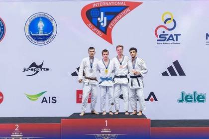 Спортсмен ДНР принес сборной России серебро на первенстве мира по джиу-джитсу