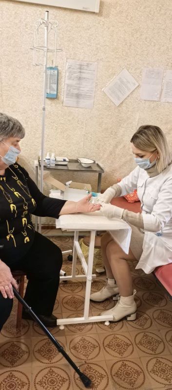 Вчера состоялся выездной приём врачей- специалистов Тельмановской ЦРБ в с.Запорожец Вчера состоялся выездной приём врачей- специалистов Тельмановской ЦРБ в с.Запорожец