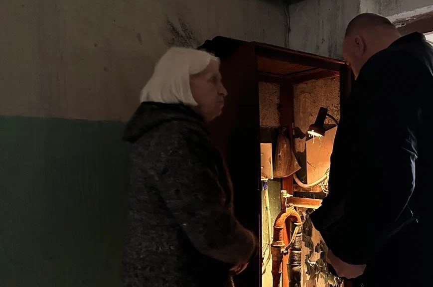 Андрей Крамар: И вновь в эти дни по всей стране проходит Всероссийский прием граждан депутатами ЛДПР – наши народные избранники всех уровней вникают в проблемы, принимают обращения и запускают маховик процессов, чтобы... Андрей Крамар: И вновь в эти дни по всей стране проходит Всероссийский прием граждан депутатами ЛДПР – наши народные избранники всех уровней вникают в проблемы, принимают обращения и запускают маховик процессов, чтобы...