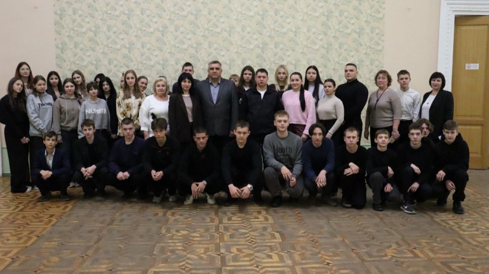 Во Дворце культуры им. В.Г.Кирсановой состоялось мероприятие на тему «Проблематика вовлечения молодёжи в деструктивную деятельность» Во Дворце культуры им. В.Г.Кирсановой состоялось мероприятие на тему «Проблематика вовлечения молодёжи в деструктивную деятельность»