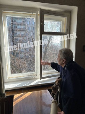 Последствия ночного обстрела ВСУ многоквартирных домов на проспекте Мира и улице Шекспира в Ворошиловском районе