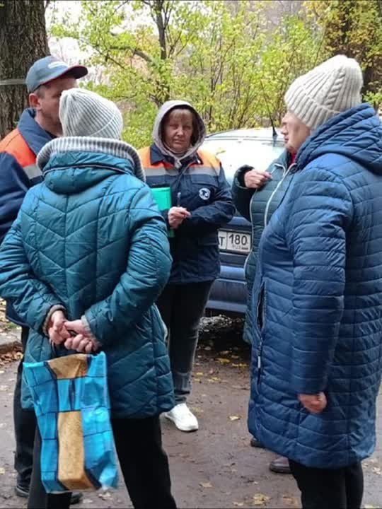 Подведомственные Минстрою ДНР предприятия активно участвуют в сходах граждан!