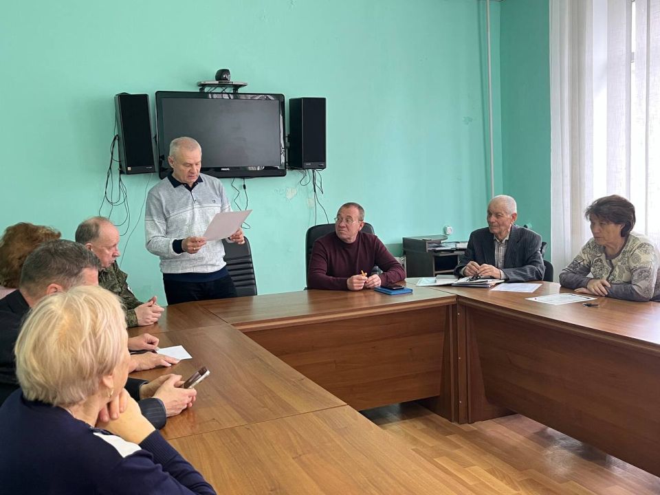 Вчера, 13 ноября, в малом зале Администрации Новоазовского муниципального округа прошла встреча активистов местной ветеранской организации с руководством Донецкой региональной общественной организации ветеранов Вчера, 13 ноября, в малом зале Администрации Новоазовского муниципального округа прошла встреча активистов местной ветеранской организации с руководством Донецкой региональной общественной организации ветеранов