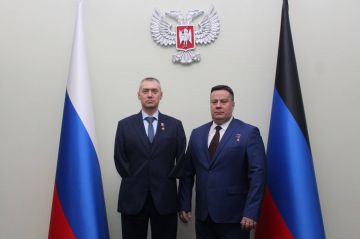 Константин Кузьмин: С большой радостью встретился со своим другом и одногруппником по программе «Время Героев» Максимом Шоломовым!