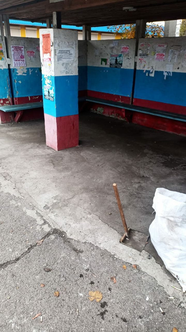 В Кировском прошел субботник В Кировском прошел субботник