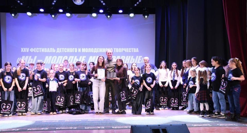 «Мы – молодые, мы – равные»: праздник талантов, равенства и вдохновения прошёл в Кировском «Мы – молодые, мы – равные»: праздник талантов, равенства и вдохновения прошёл в Кировском