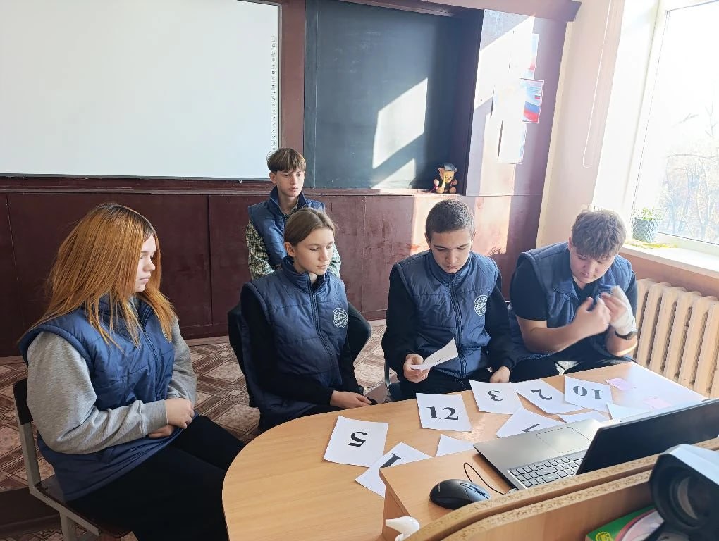 Харцызские знатоки побеждают с разгромным счетом Харцызские знатоки побеждают с разгромным счетом