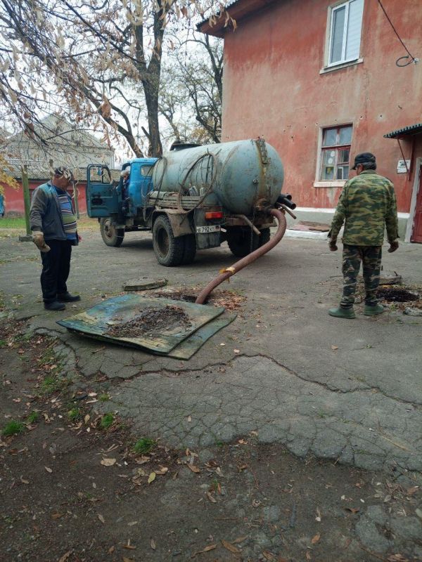 Николай Михайлов: Бурятия продолжает восстановление коммунальной инфраструктуры в Старобешевском округе Николай Михайлов: Бурятия продолжает восстановление коммунальной инфраструктуры в Старобешевском округе