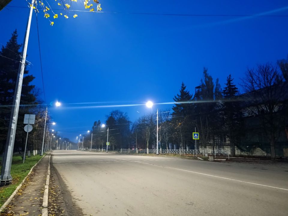 "Возрождаем Донбасс вместе": Снежное обретает новое освещение "Возрождаем Донбасс вместе": Снежное обретает новое освещение