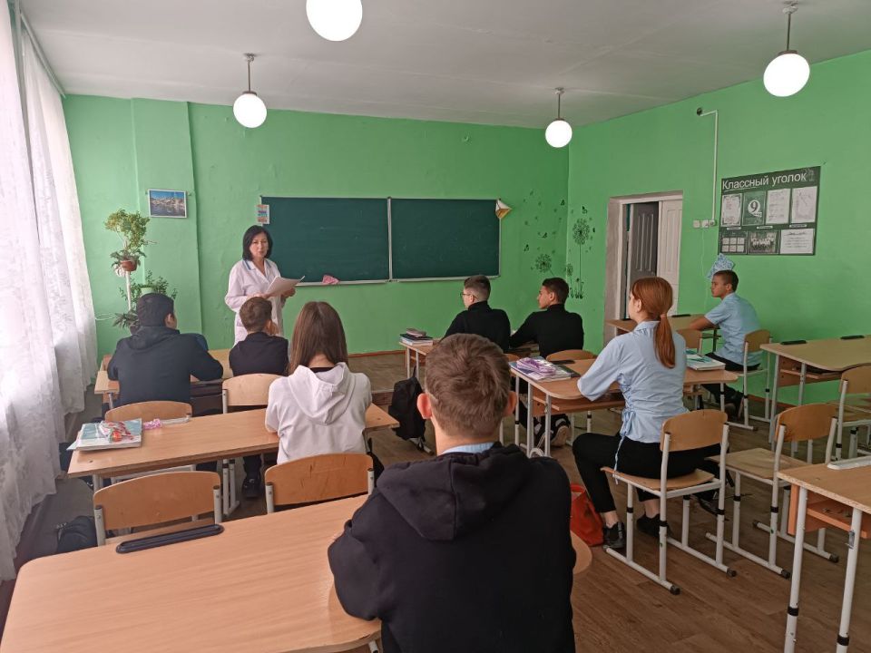 В поддержку федерального проекта "Борьба с сахарным диабетом" медицинской сестрой кабинета по оказанию медицинской помощи несовершеннолетним Чермалыкской амбулатории ОПСМ была проведена беседа с учащимися Чермалыкской школы... В поддержку федерального проекта "Борьба с сахарным диабетом" медицинской сестрой кабинета по оказанию медицинской помощи несовершеннолетним Чермалыкской амбулатории ОПСМ была проведена беседа с учащимися Чермалыкской школы...