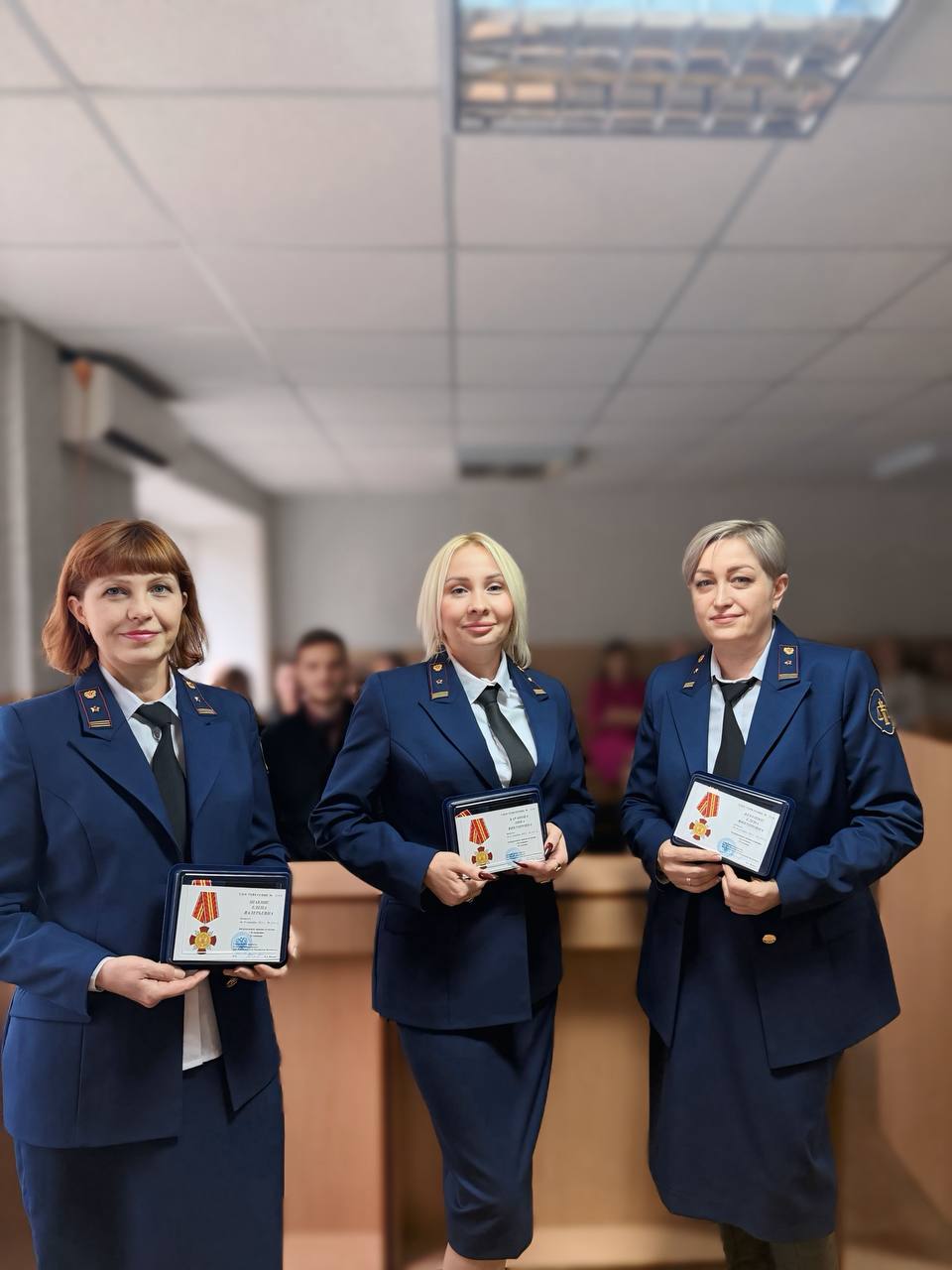 В Ворошиловском межрайонном суде г. Донецка прошло награждение сотрудников