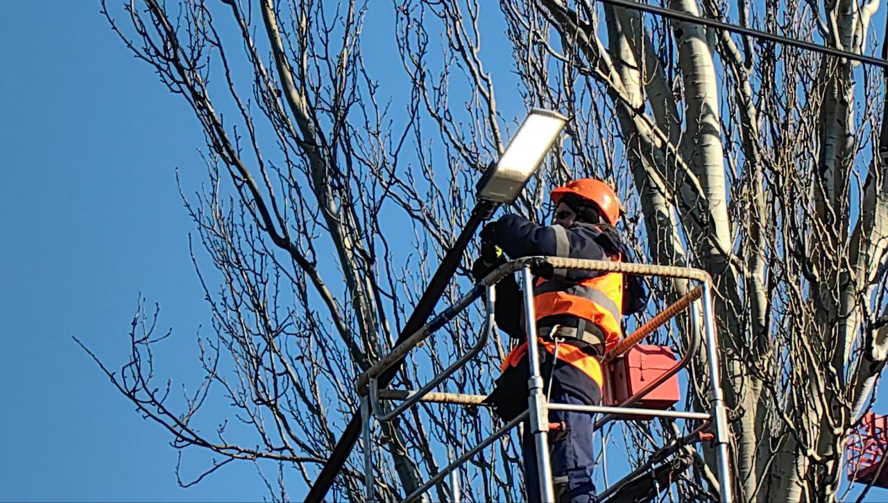 Иван Приходько: В Горловке идет процесс восстановления уличного освещения