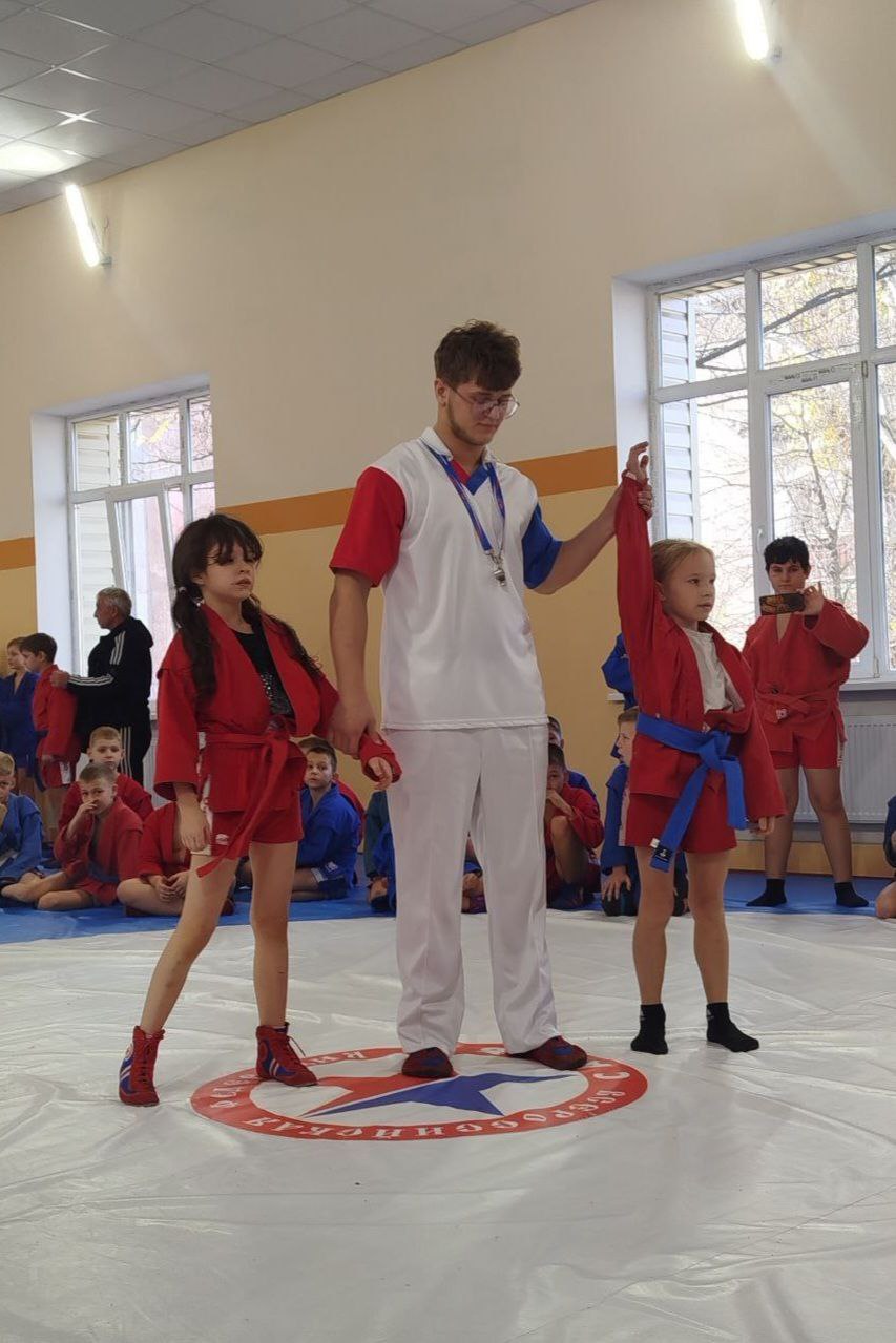 Александр Шатов: В Шахтерске прошел детский турнир по самбо «Золотая осень» Александр Шатов: В Шахтерске прошел детский турнир по самбо «Золотая осень»