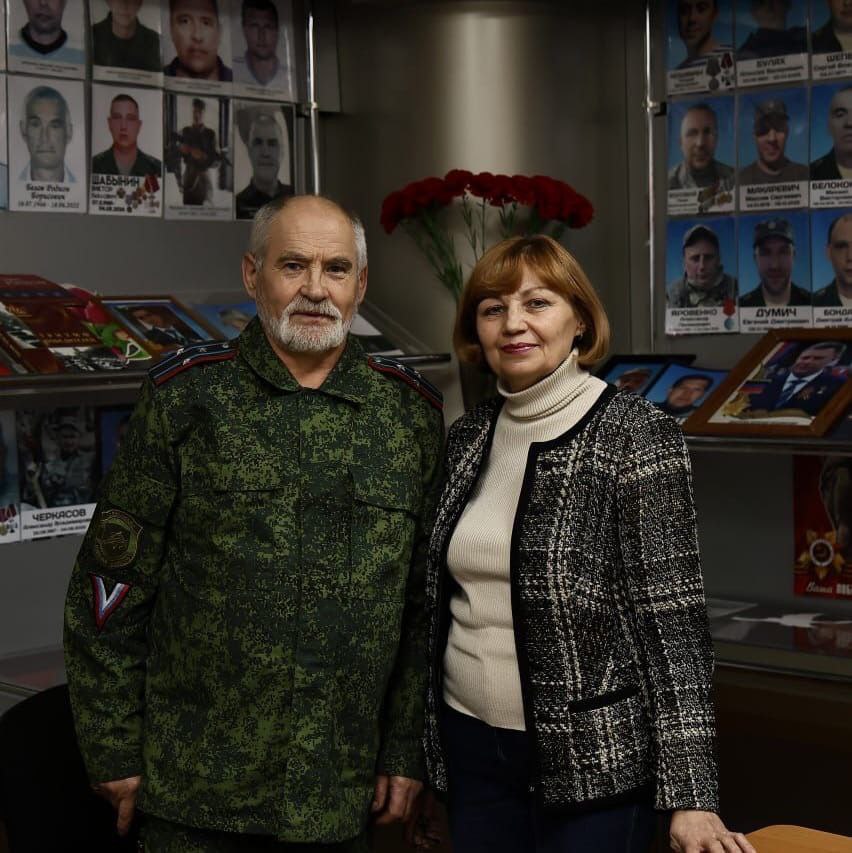 В Ждановке ветеран боевых действий провел урок мужества В Ждановке ветеран боевых действий провел урок мужества