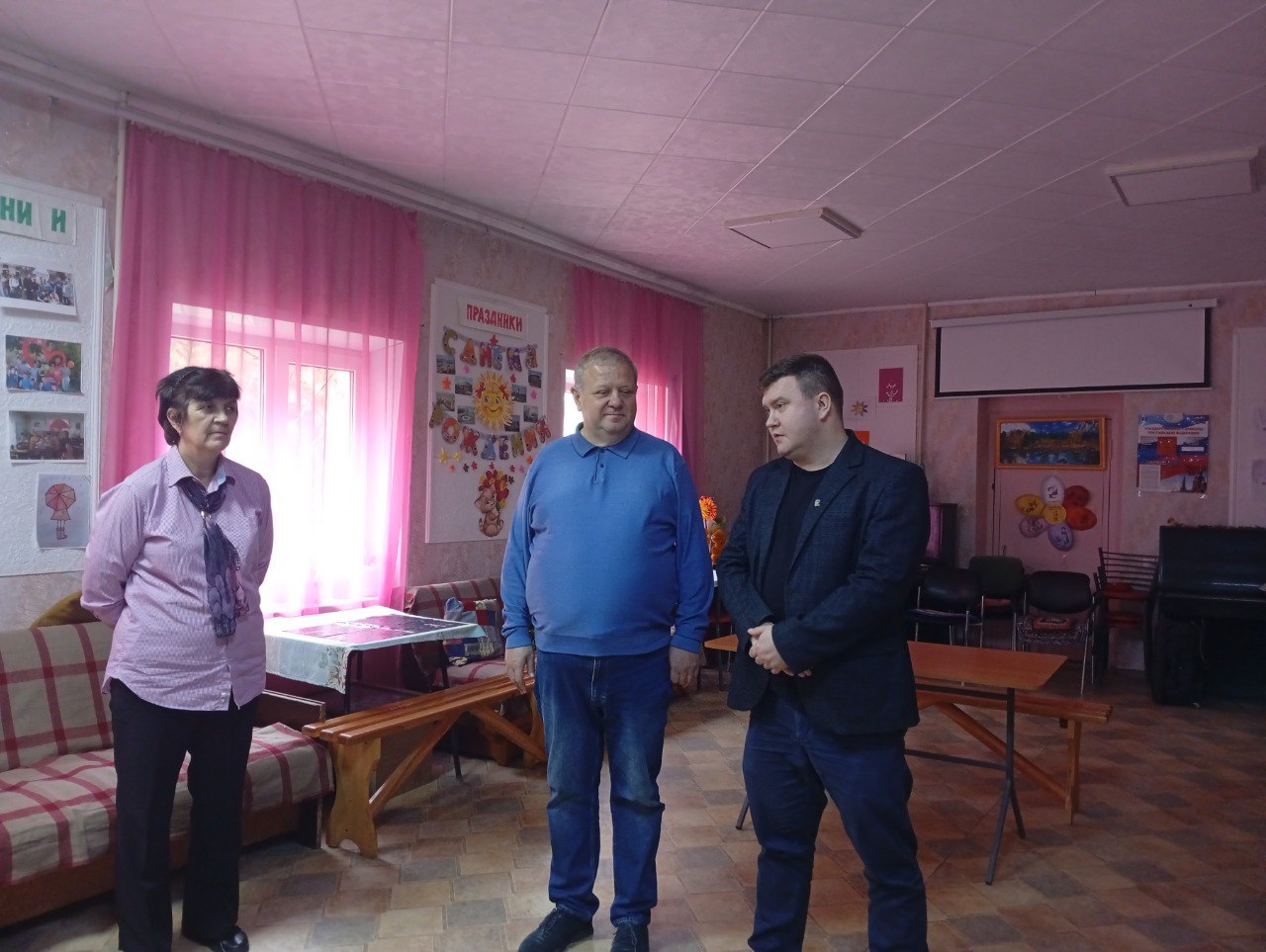 Провел встречу с трудовым коллективом Общества активных инвалидов «Донецкие зори»