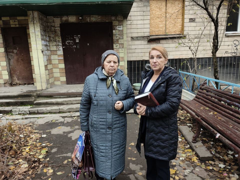 По поручению Главы ДНР Дениса Пушилина депутаты работают по заявлениям жителей республики из чат-бота