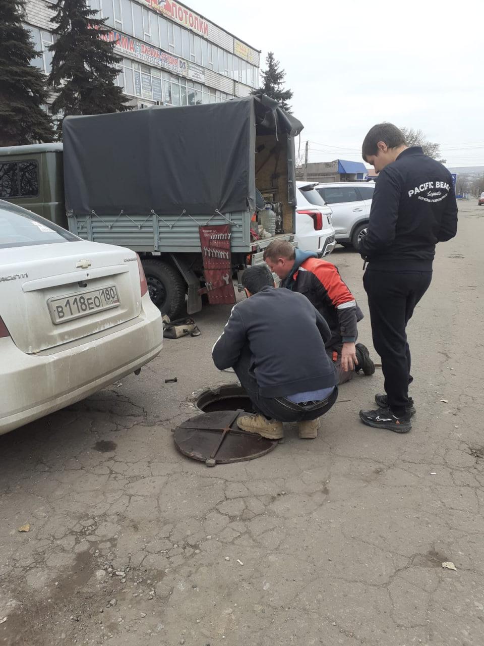 Аварийная бригада Ленобласти провела ремонт пожарных гидрантов в Енакиево